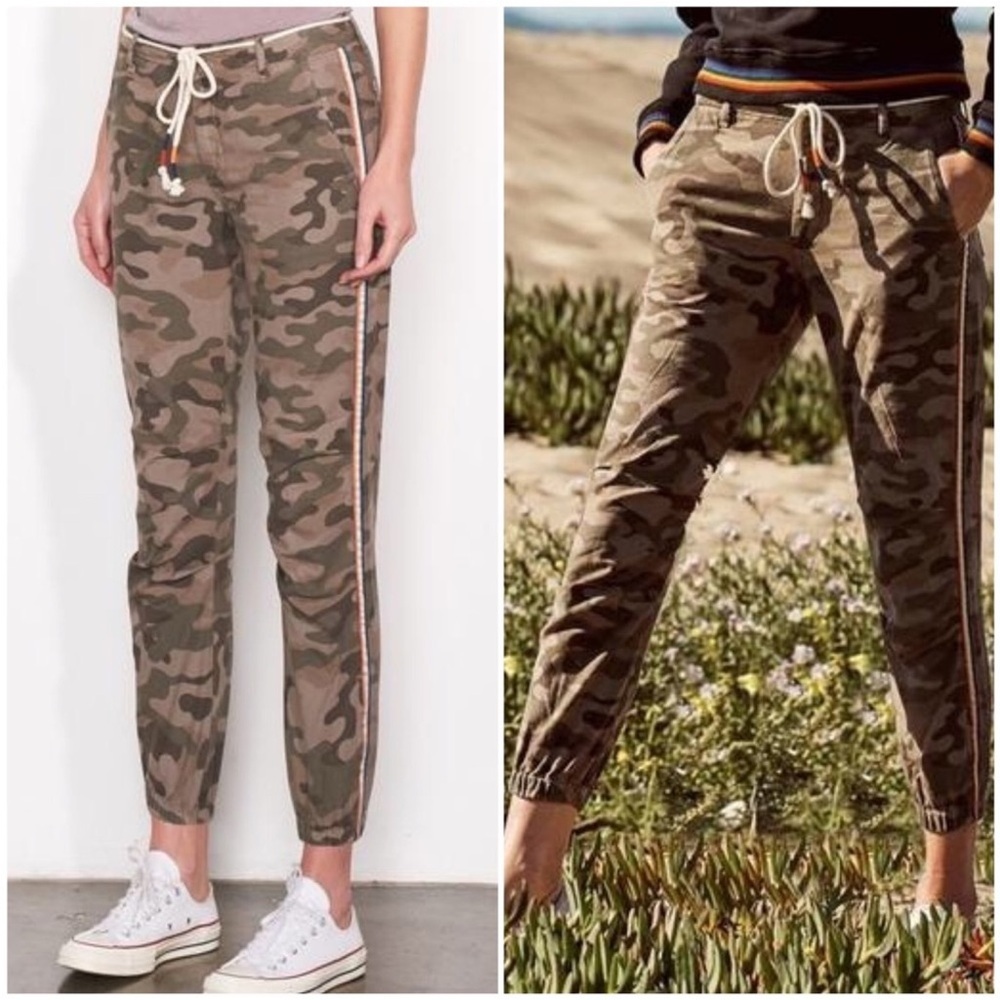NWT SUNDRY Le Soleil Pants Camo Rainbow Stripe Jogger